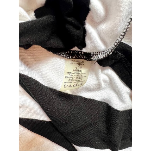 SOLD - Calvin Klein Size 4 Black and White Striped Bodycon Dress - Picture 6 of 6